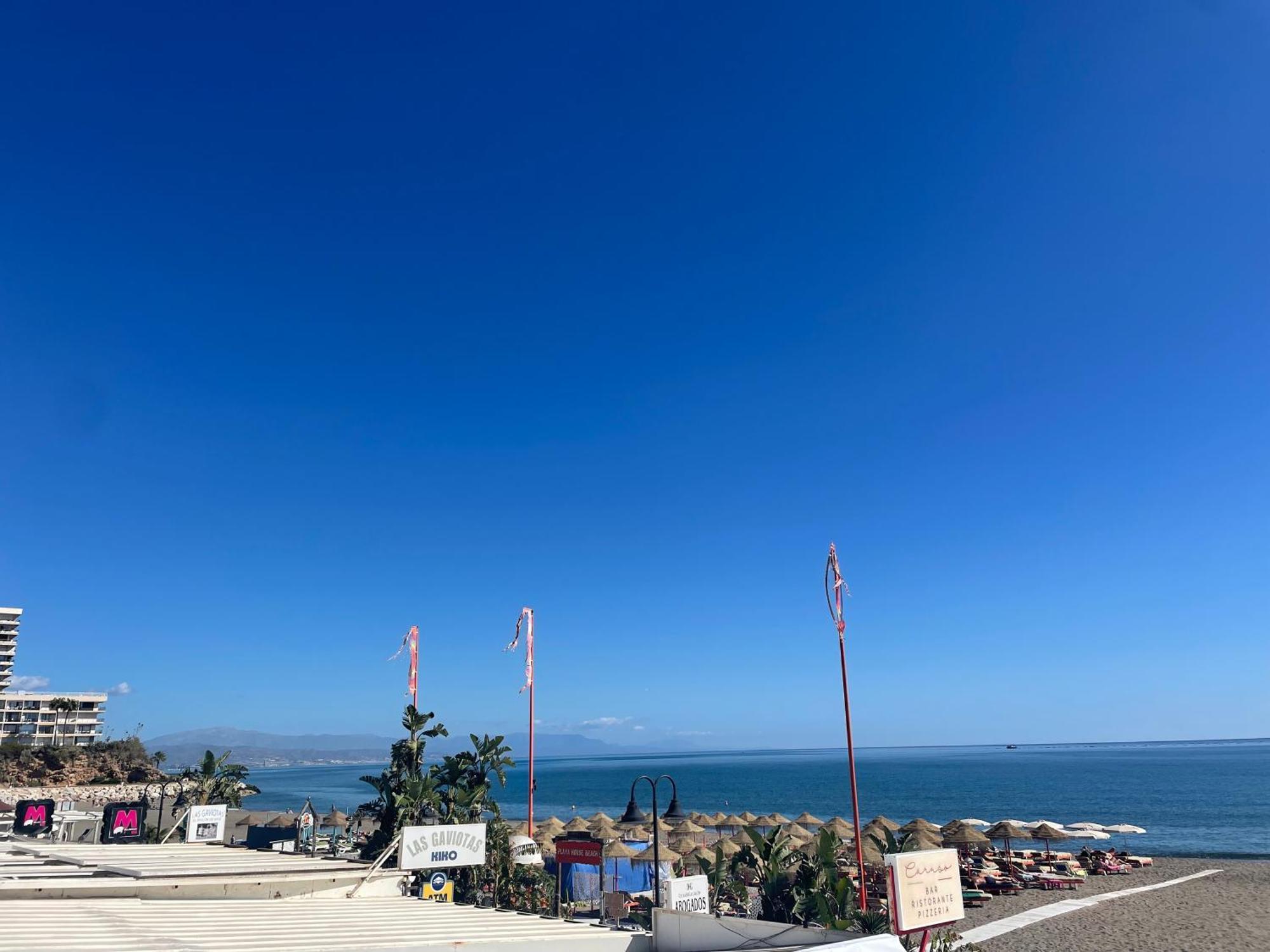 Apartamento Calma Carihuela Beach - 10 Metros De La Playa Торремолинос Экстерьер фото