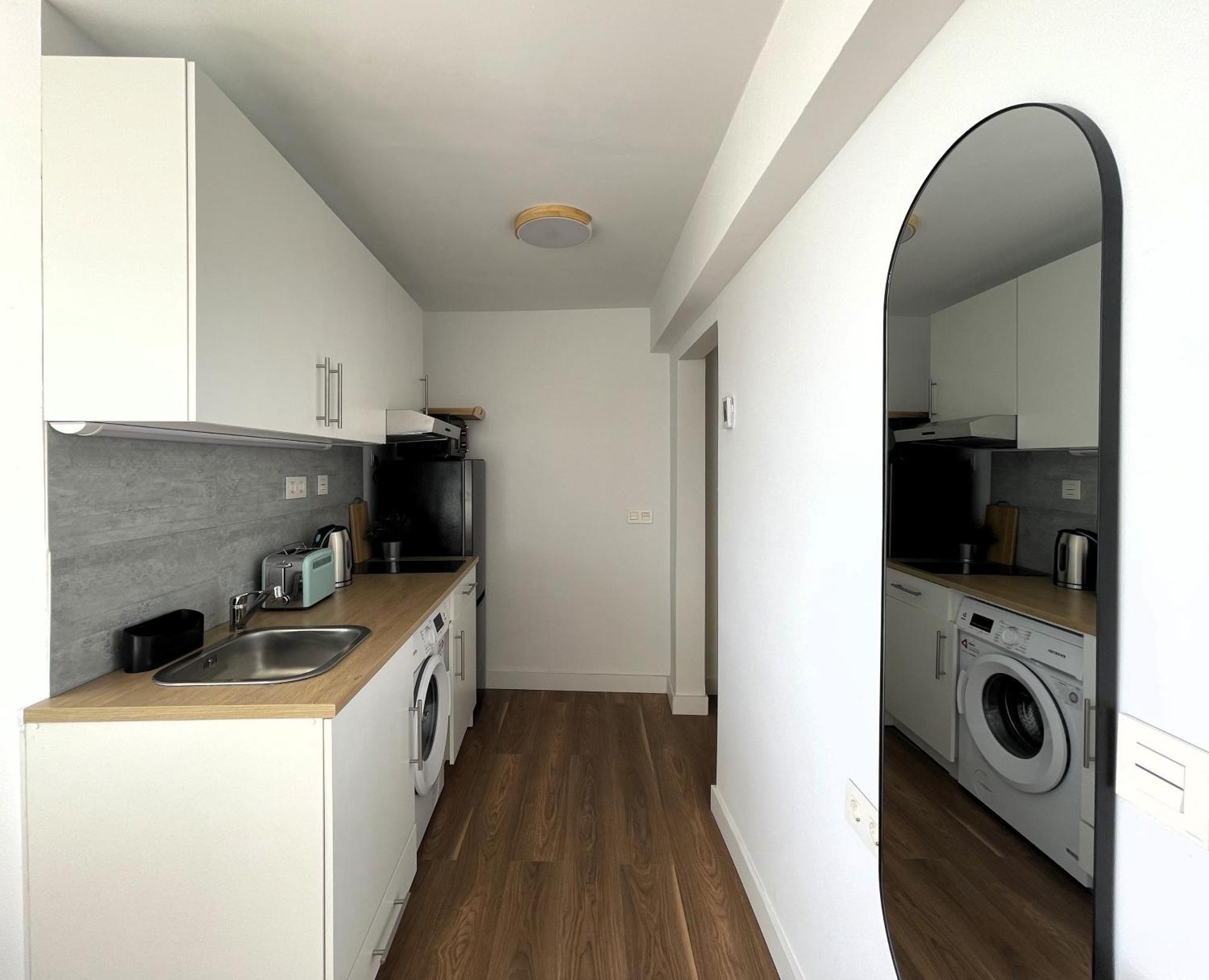 Apartamento Calma Carihuela Beach - 10 Metros De La Playa Торремолинос Экстерьер фото