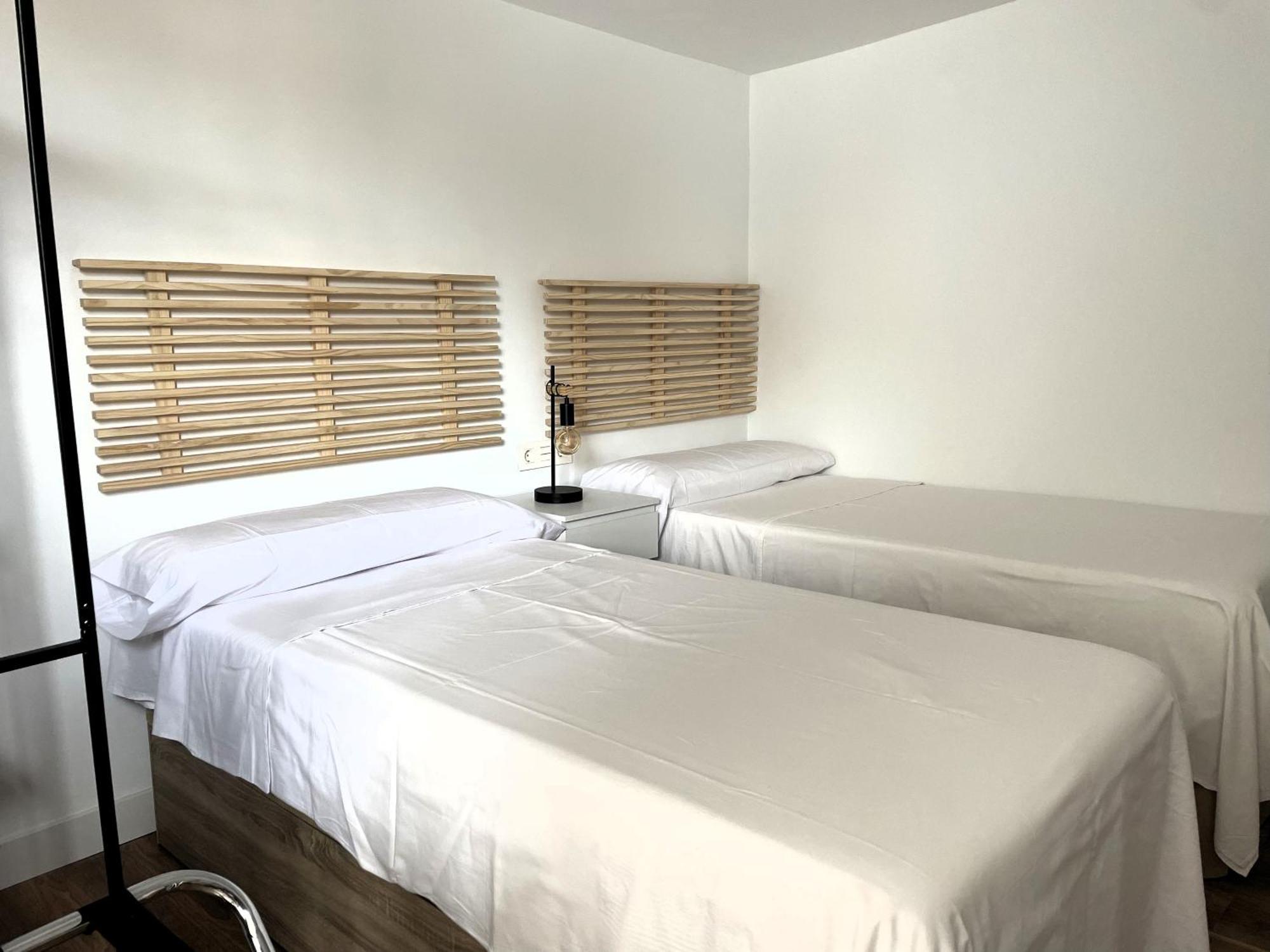Apartamento Calma Carihuela Beach - 10 Metros De La Playa Торремолинос Экстерьер фото